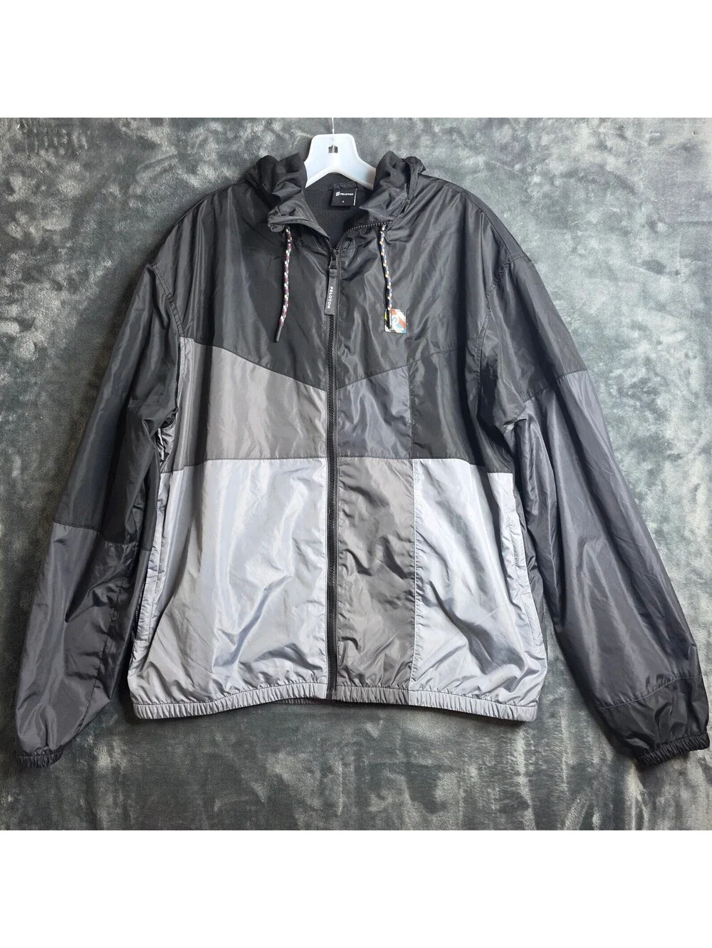 PELOTON Windbreaker Light Spring Jacket Black Size L